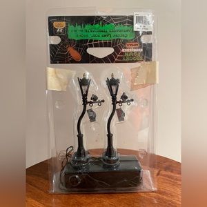 Lemax Creepy Lamp Post, Set of 2